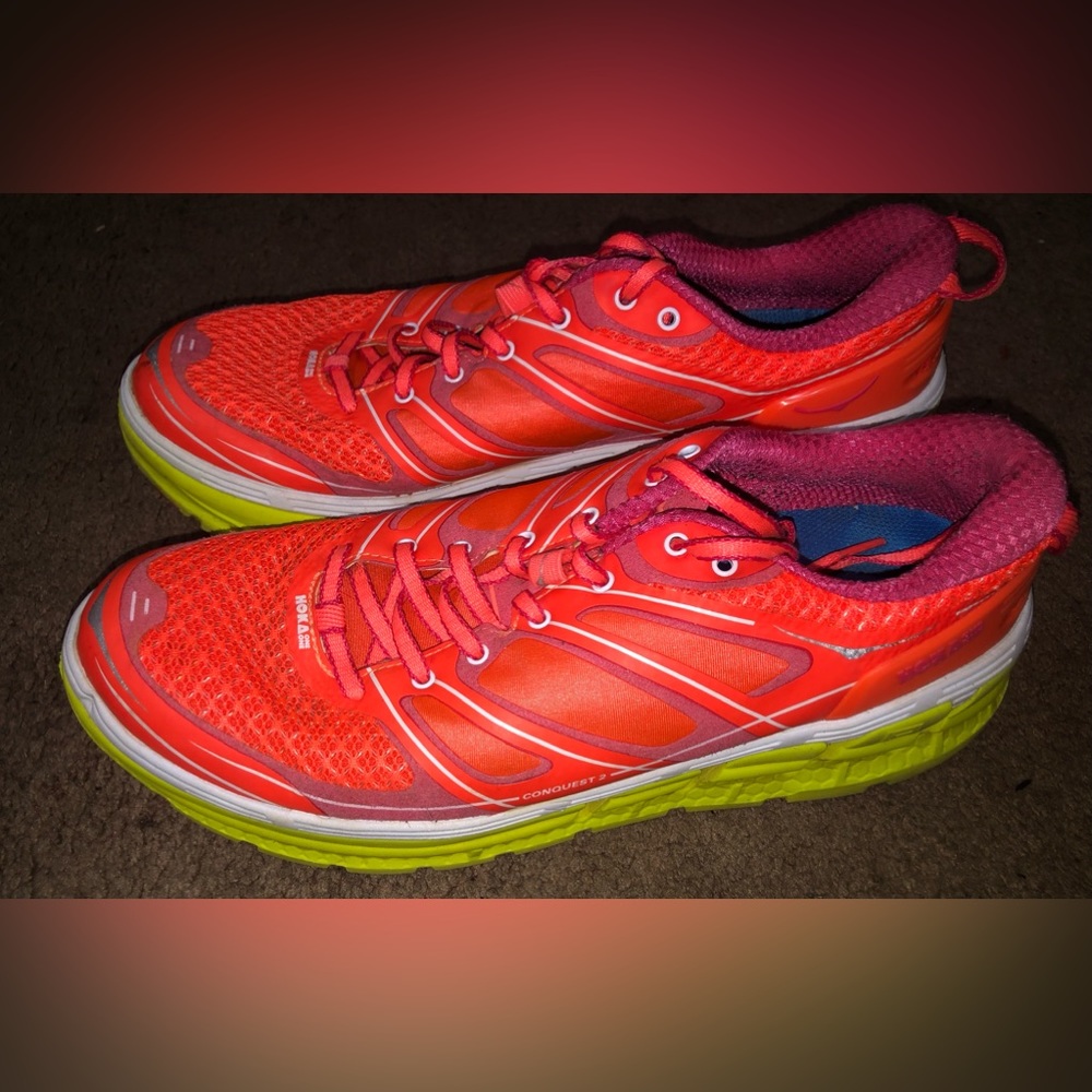 hoka one one tennis shoes